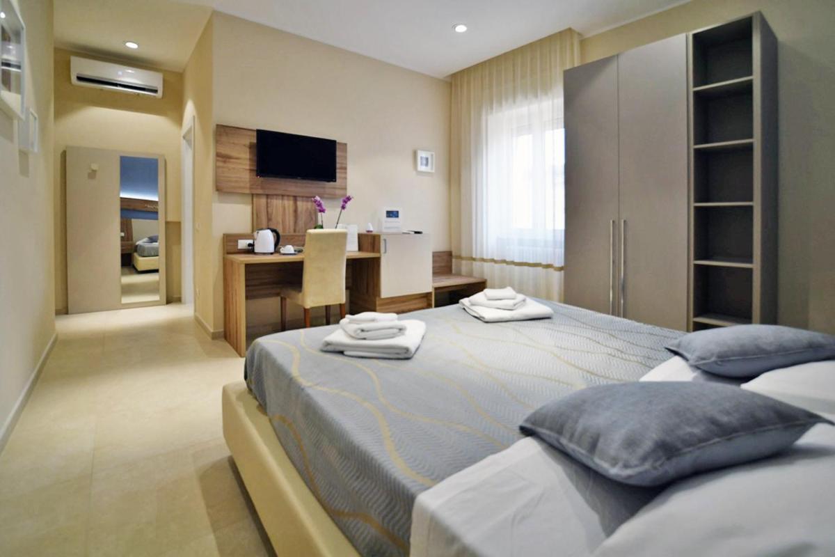 Astro Blu Bed & Breakfast Lecce Ngoại thất bức ảnh
